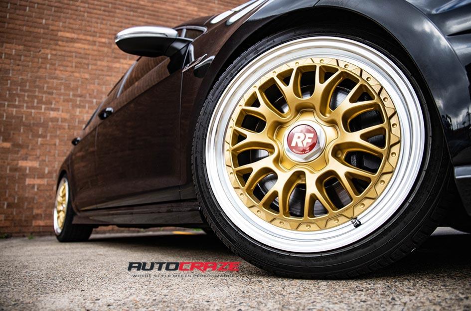 VOLKSWAGEN GOLF LSR GOLD POLISH LIP